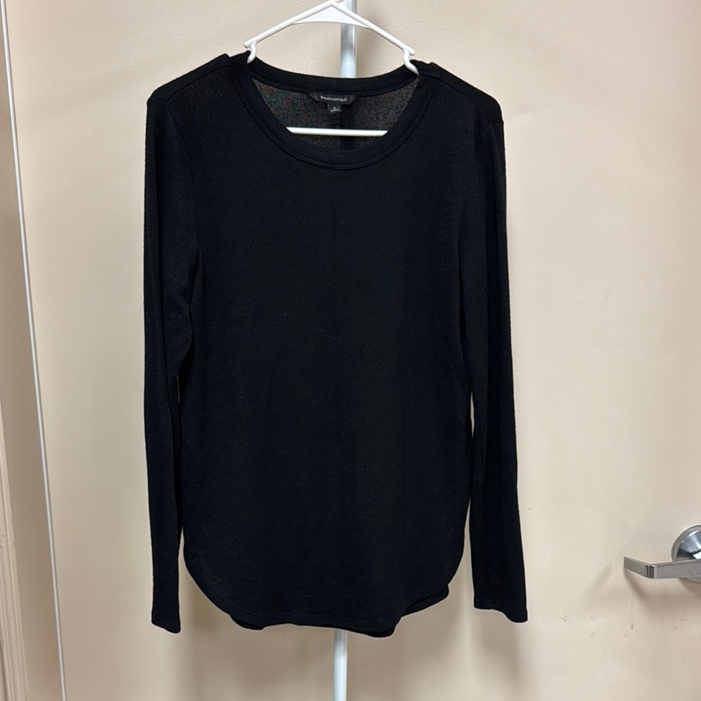 Banana Republic Classic Black Long Sleeve Tee